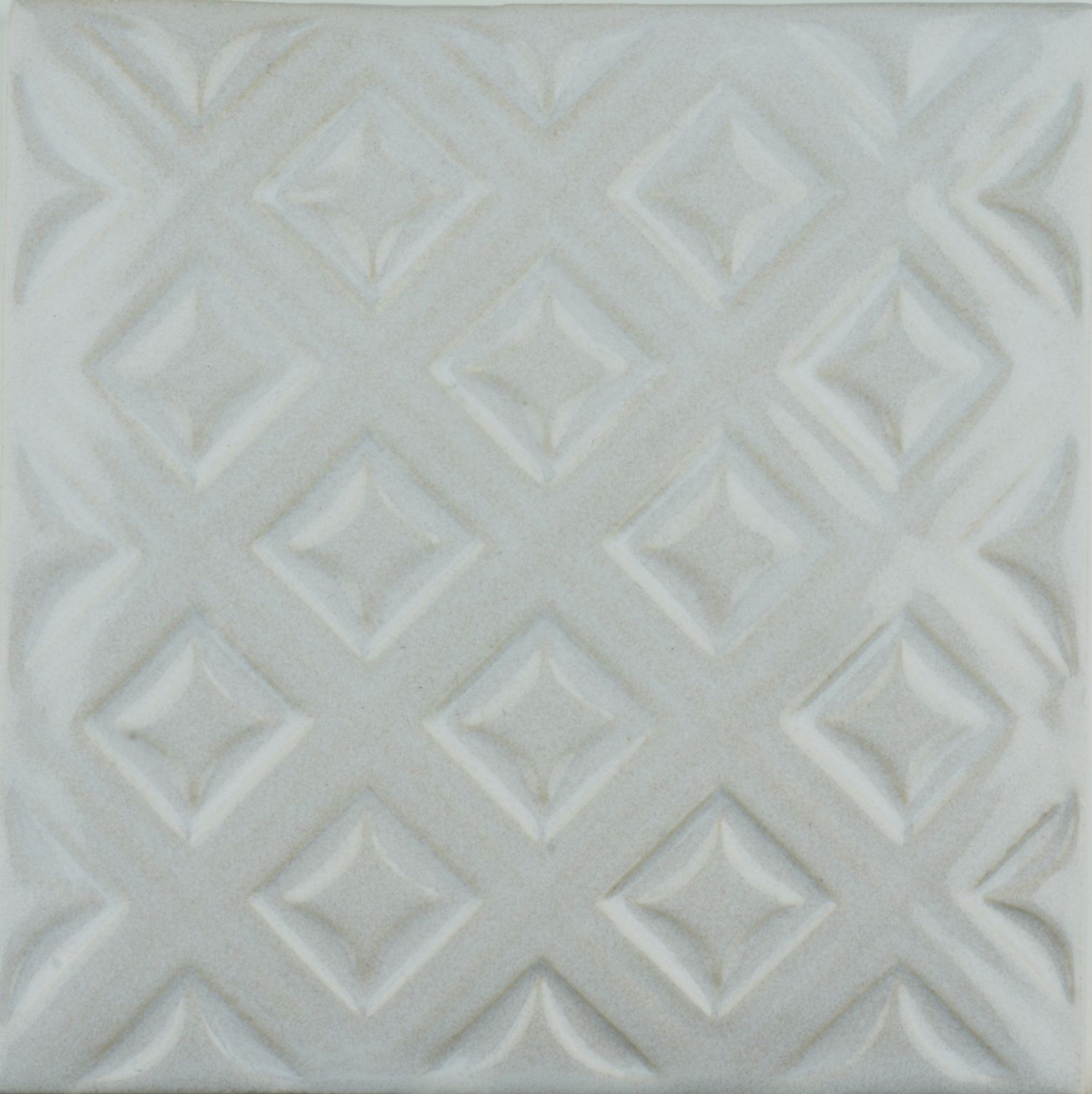 Sarsden Latice Relief Ware Tile