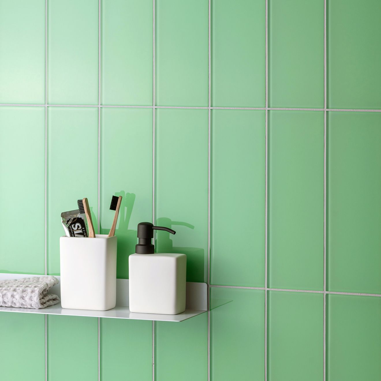 Clear Glass Long Brick Tiles - Arkansas - Image 2