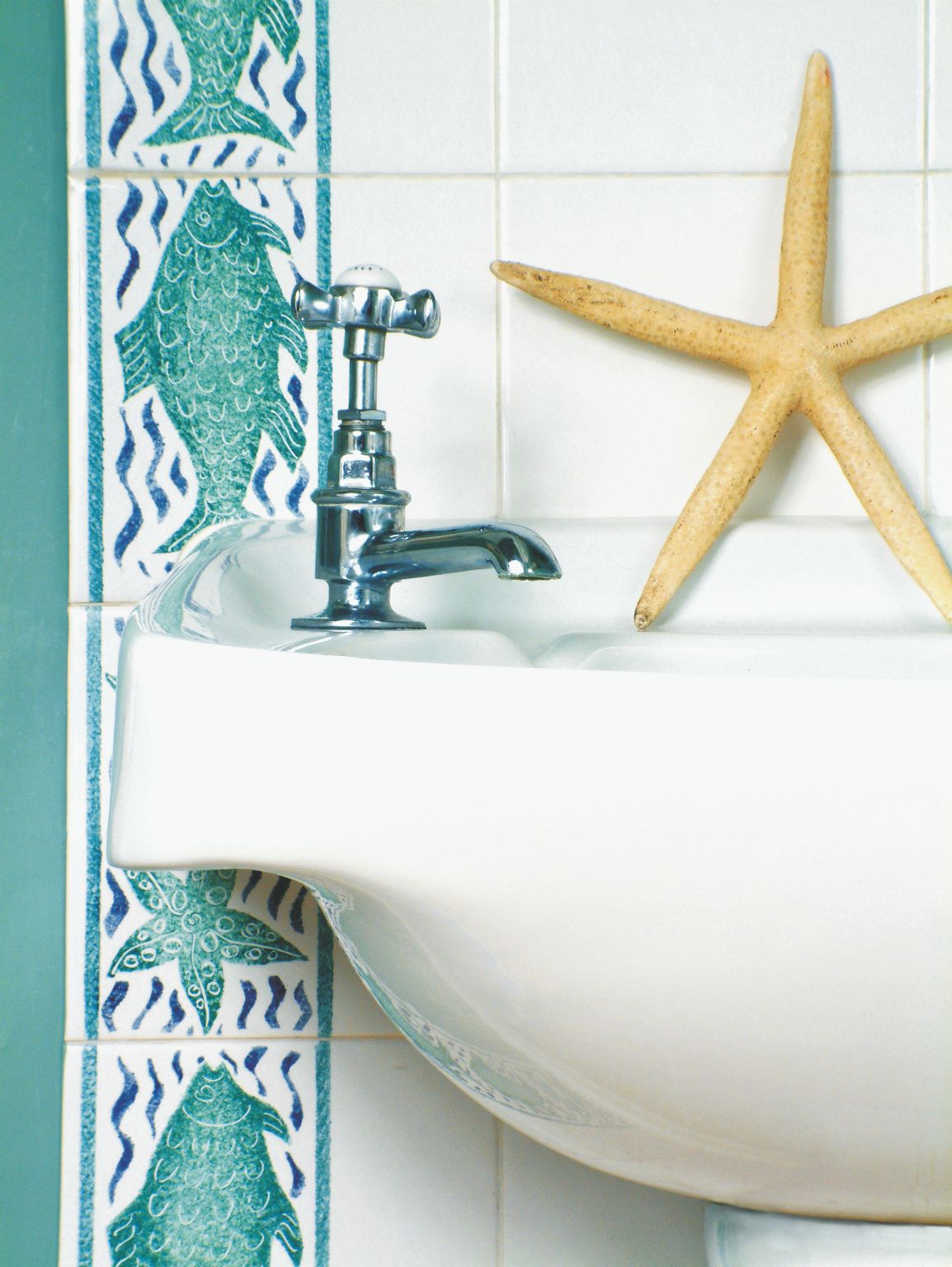 Marine Life - Fish Motif - Image 3