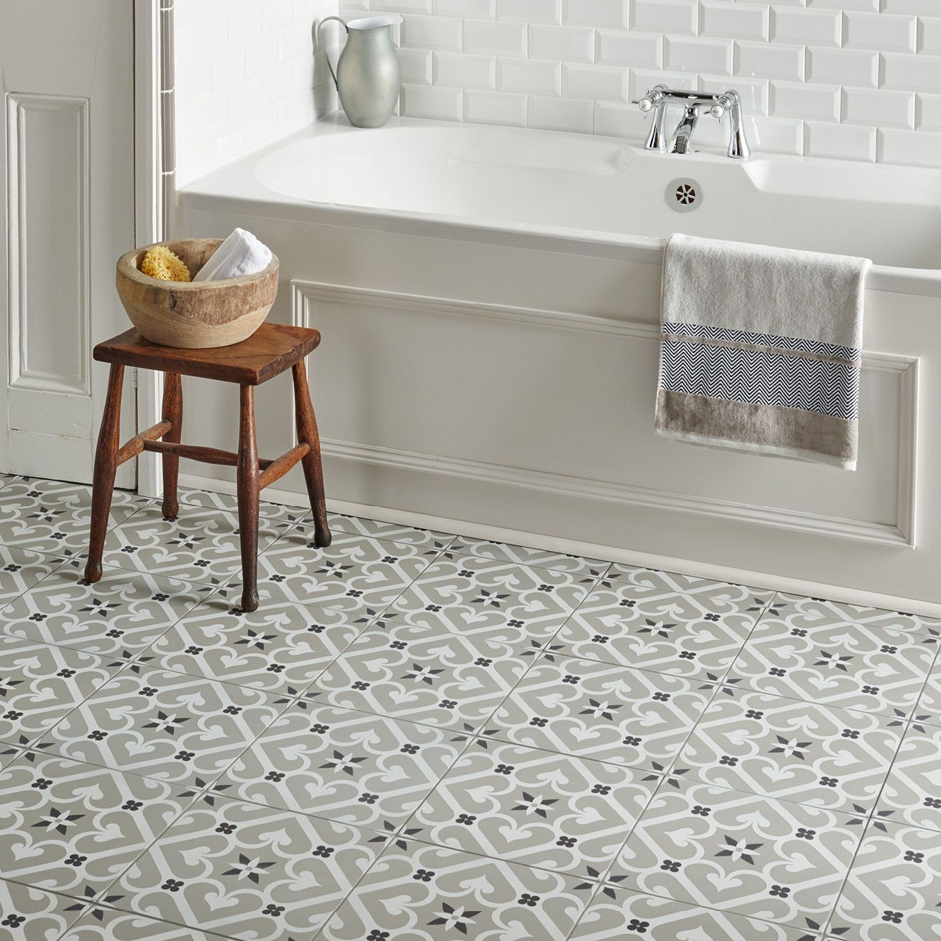 Odyssey - Epoque White & Dark Grey on Grey - Image 3