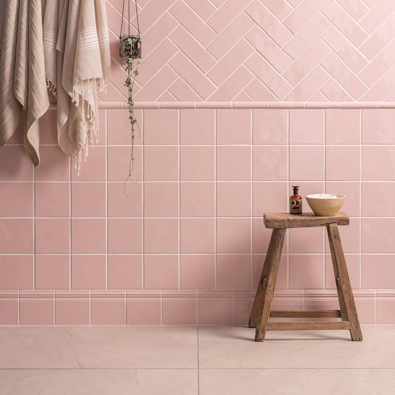 Winchester Artisan Gloss Field Tile - Clare - Image 2