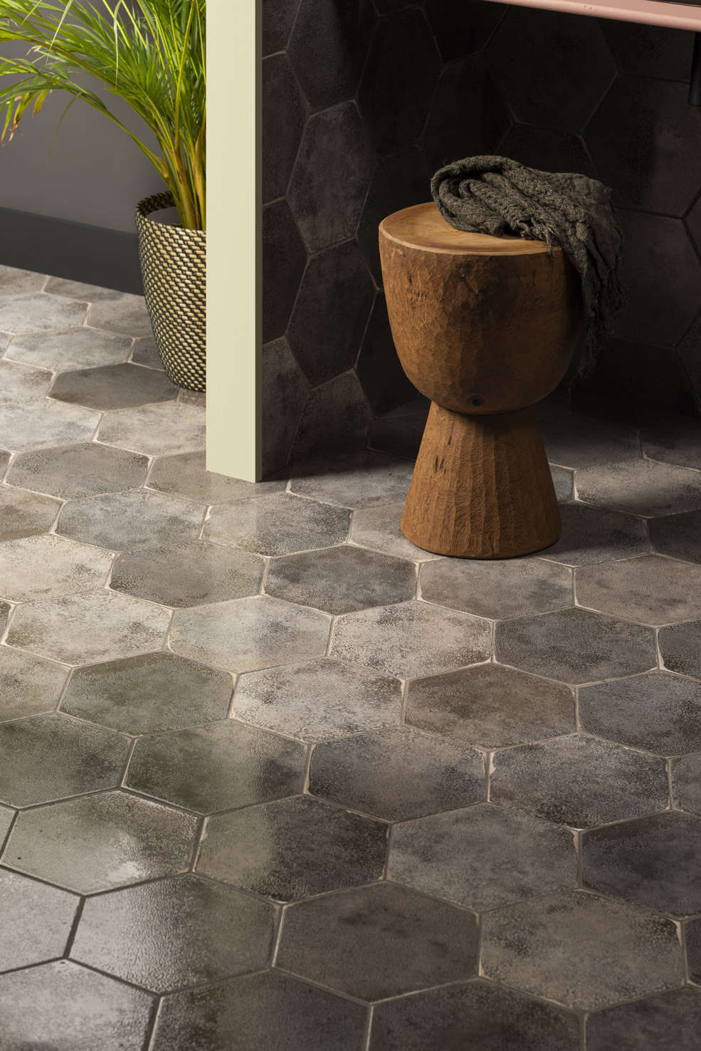 Oken Hexagon Wall Tiles - Anthracite - Image 3