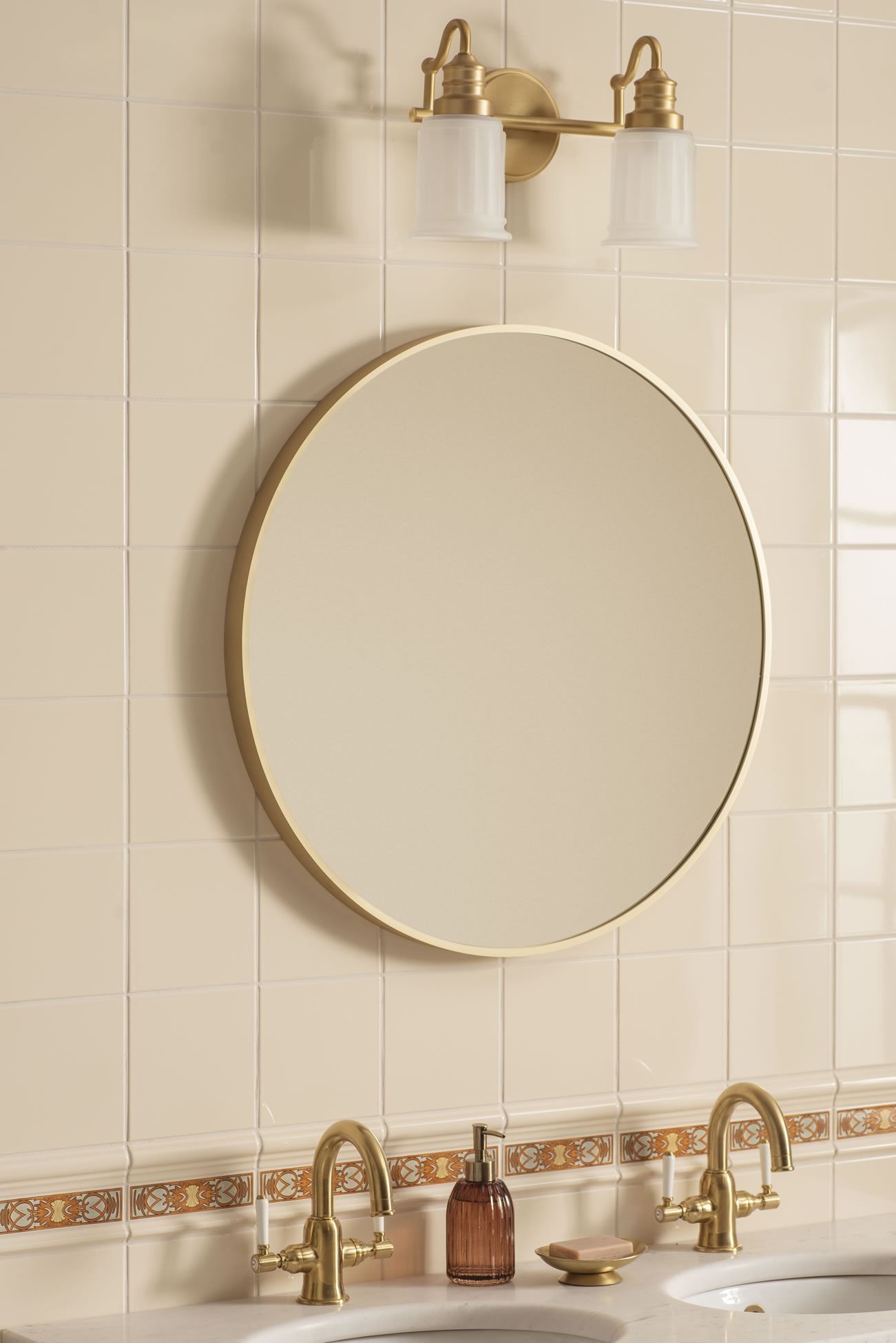 Artworks_Evening-Reverie-Panel-IM-0014804-IM-005718-with-Corner-Tile-Quarter-Tile-and-County-White-Tile-Mouldings
