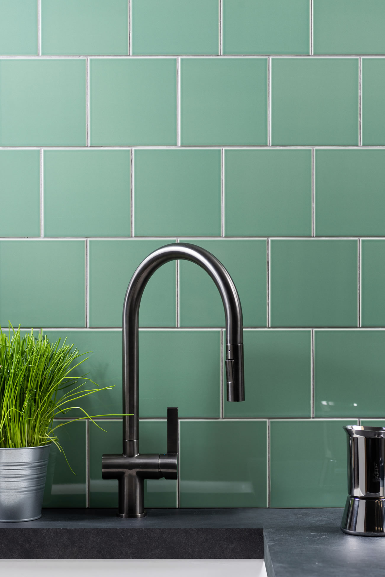 Original-Style_Artworks_Jade-Breeze-Field-Tile-IM-0009564